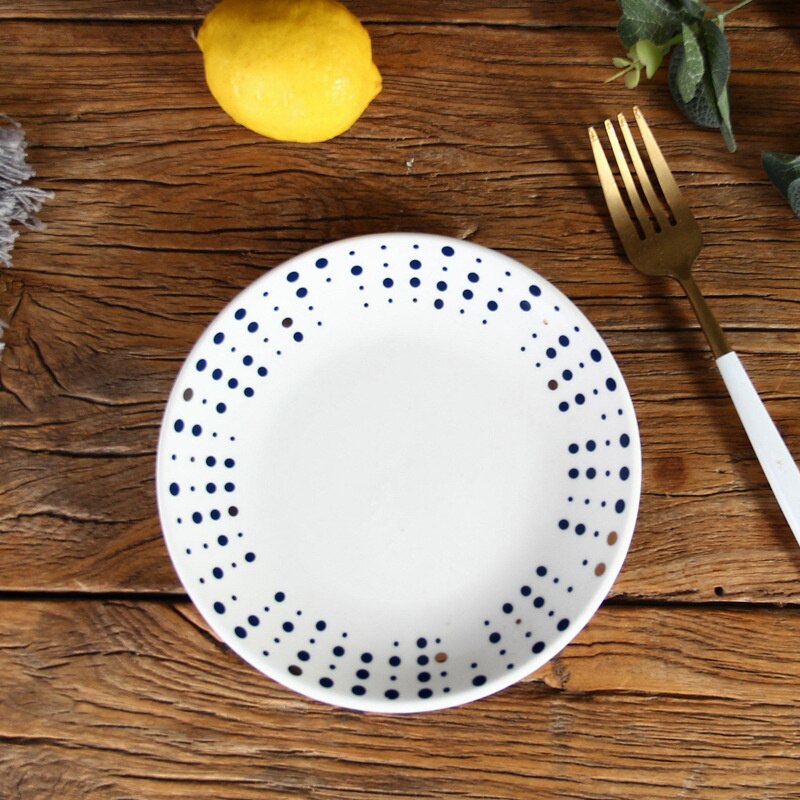 Elegant Striped Plates