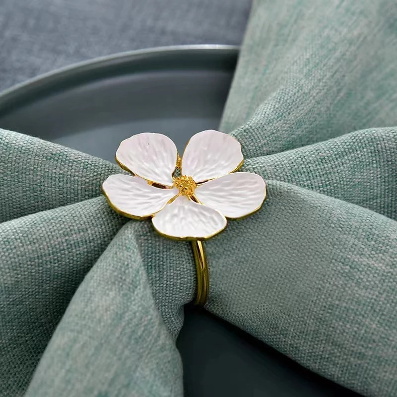 White Blossom Napkin Ring: A luxurious and intricate tableware accessory, perfect for elevating your dining experience with style and dinnerware sophistication.