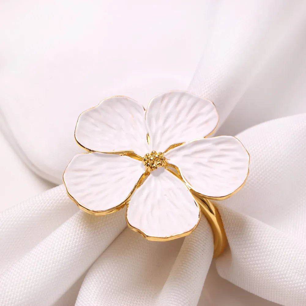 white Blossom Napkin Ring: A luxurious and intricate tableware accessory, perfect for elevating your dining experience with style and dinnerware sophistication.